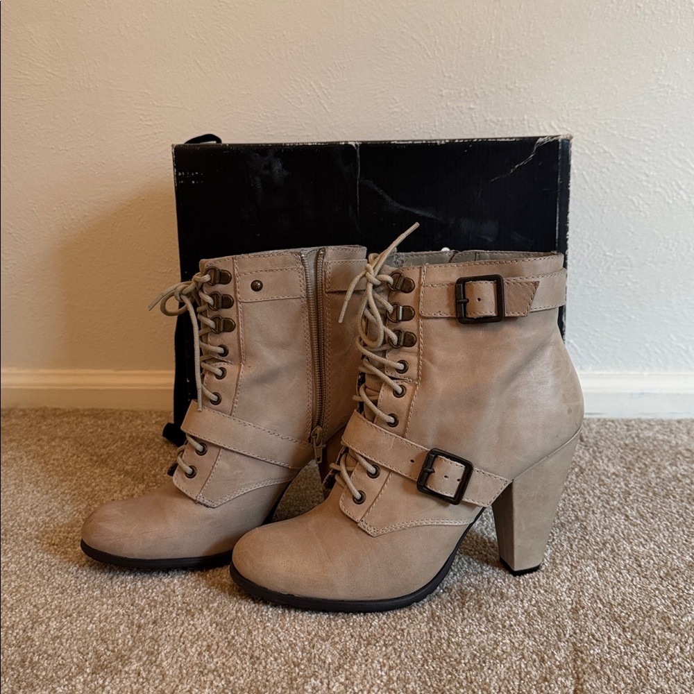 Seychelles Taupe Lace-Up Ankle Boots
